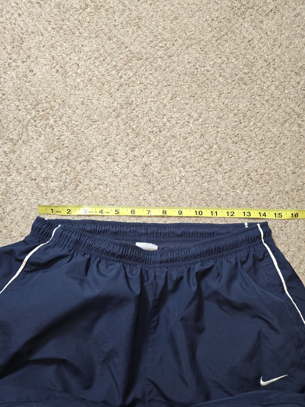 Y2K Nike Men’s Navy Baggy Windbreaker Track Pants with White Piping Size Medium - Picture 8 of 8
